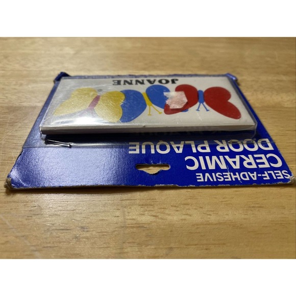 VINTAGE/RETRO JOANNE BUTTERFLY NEW DEAD STOCK CERAMIC DOOR NAME PLAQUE WALL SIGN - Picture 7 of 12